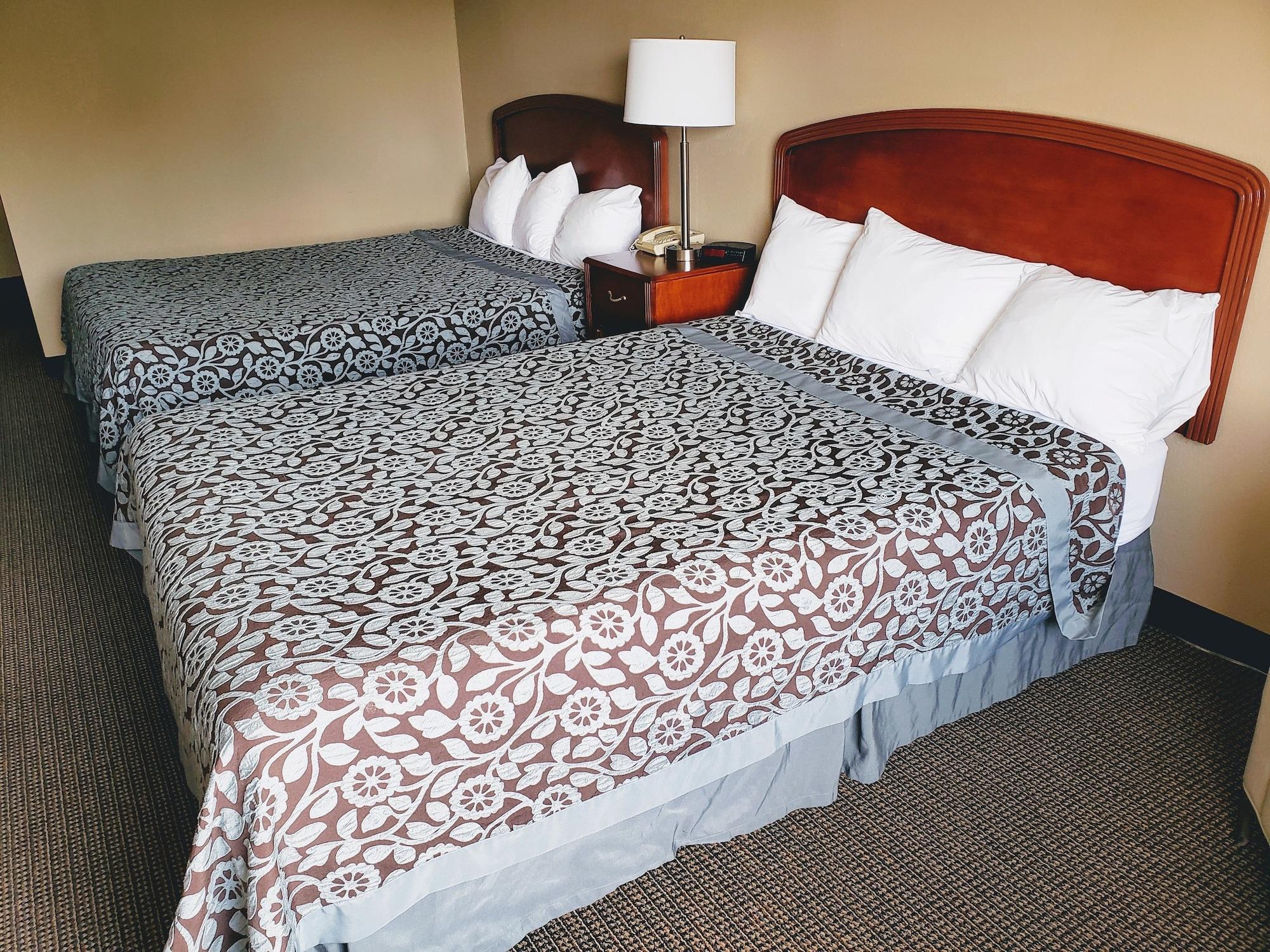 Days Inn & Suites By Wyndham Of Morris Eksteriør bilde