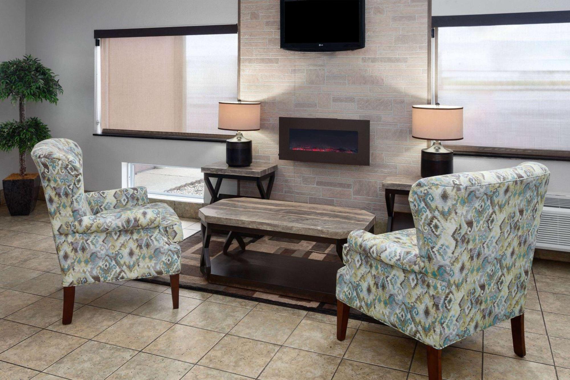 Days Inn & Suites By Wyndham Of Morris Eksteriør bilde