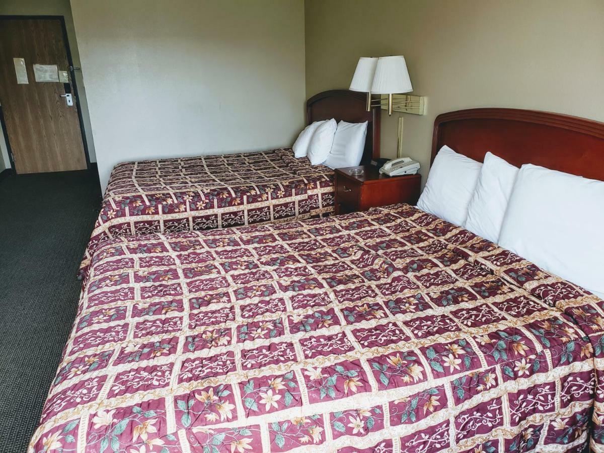 Days Inn & Suites By Wyndham Of Morris Eksteriør bilde