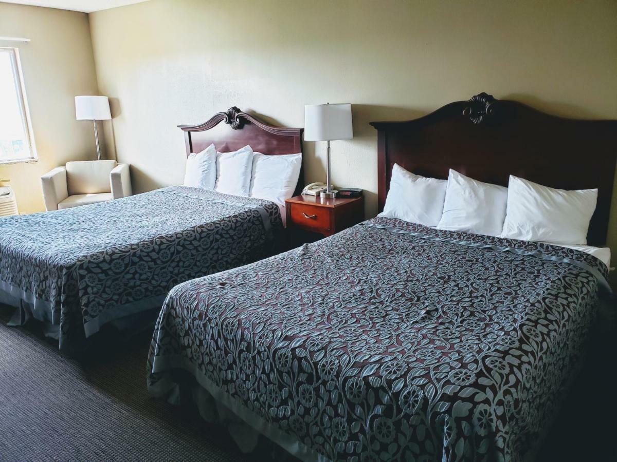 Days Inn & Suites By Wyndham Of Morris Eksteriør bilde
